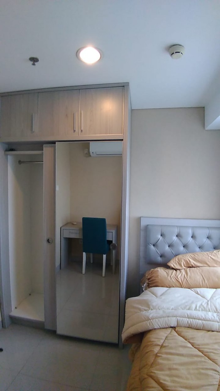 Unit 3 BR Fully Furnished Dijual di Apartemen Trivium Terrace Lippo Cikarang